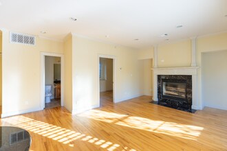 2203 N Carroll Ave in Dallas, TX - Building Photo - Building Photo