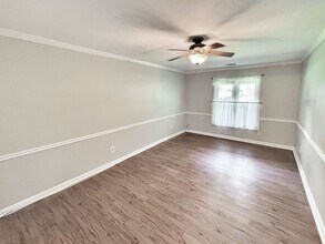 2026 N Cove Ct in Marietta, GA - Foto de edificio - Building Photo