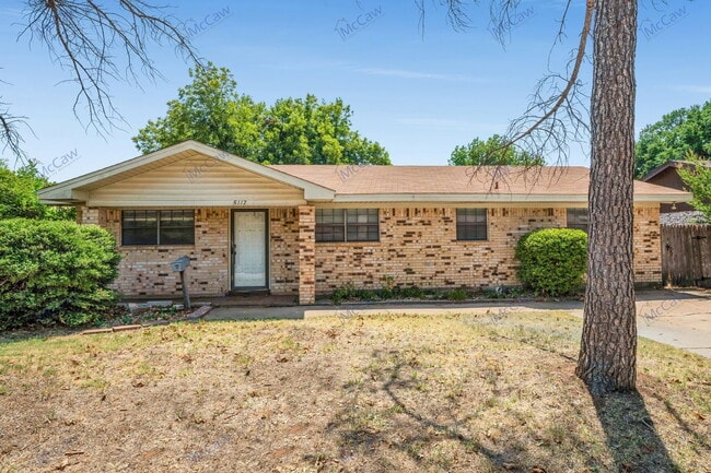 property at 5117 Bahama Dr