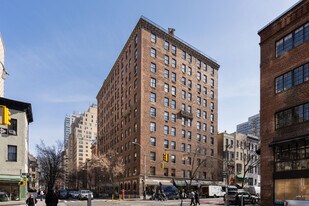 Dara Gardens in New York, NY - Building Photo