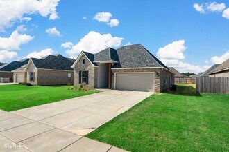 126 St Edmunds Wy in Bossier City, LA - Building Photo - Building Photo