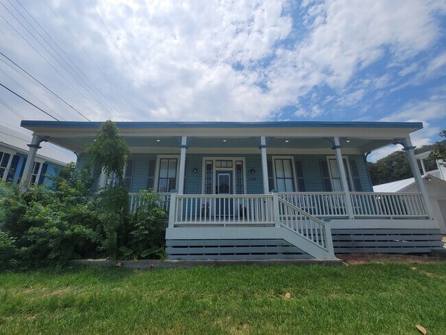 1409 Moody Ave in Galveston, TX - Building Photo - Building Photo