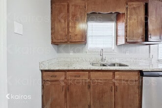 200 Deer Pkwy in Athens, GA - Building Photo - Building Photo