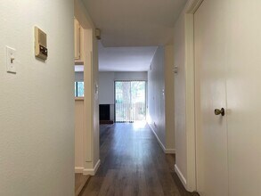 15215 Magnolia Blvd in Los Angeles, CA - Building Photo - Building Photo