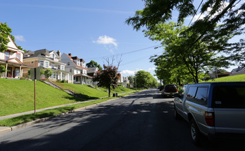 20 S Allen St in Albany, NY - Building Photo - Building Photo