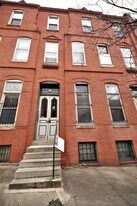 2125 St Paul St in Baltimore, MD - Building Photo
