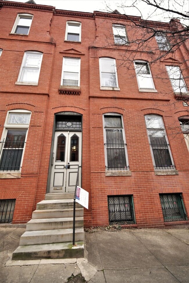 property at 2125 St Paul St