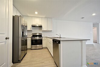 2410 Broken Arrow in Canyon Lake, TX - Building Photo - Building Photo