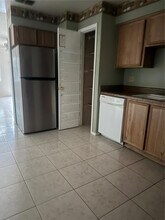 22 Lake Villa Way in Kissimmee, FL - Building Photo - Building Photo