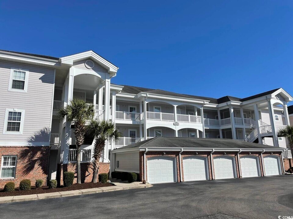 4880 Dahlia Ct in Myrtle Beach, SC - Building Photo