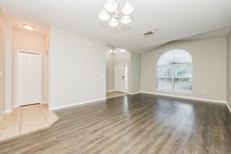 11740 Colony Lakes Blvd in New Port Richey, FL - Building Photo - Building Photo