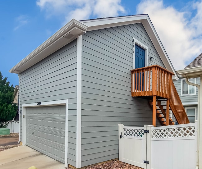 2404 St Paul Dr in Colorado Springs, CO - Building Photo - Building Photo
