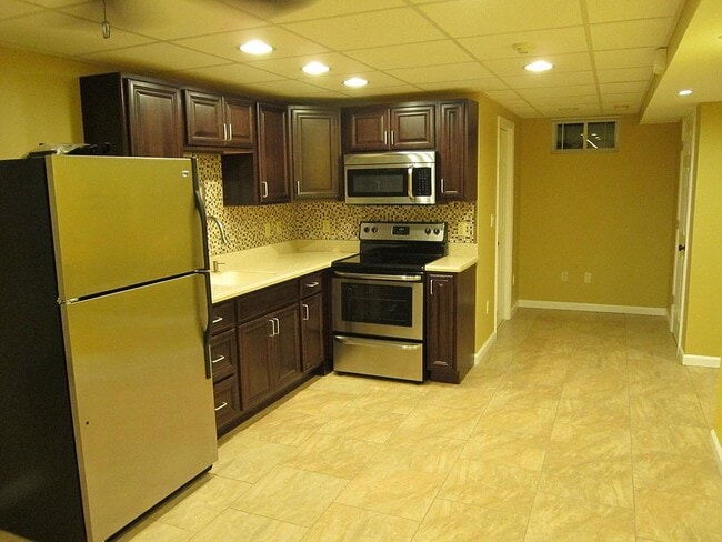 2 Pasture Way, Unit #1