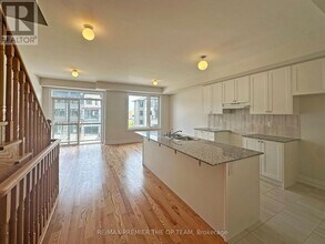 120 Tennant Cir in Vaughan, ON - Building Photo - Building Photo