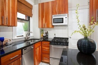 386 Commonwealth Ave in Boston, MA - Building Photo - Building Photo