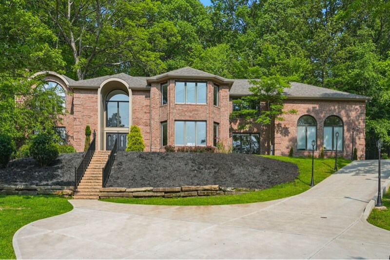 559 Normandy Ct in Pittsburgh, PA - Foto de edificio