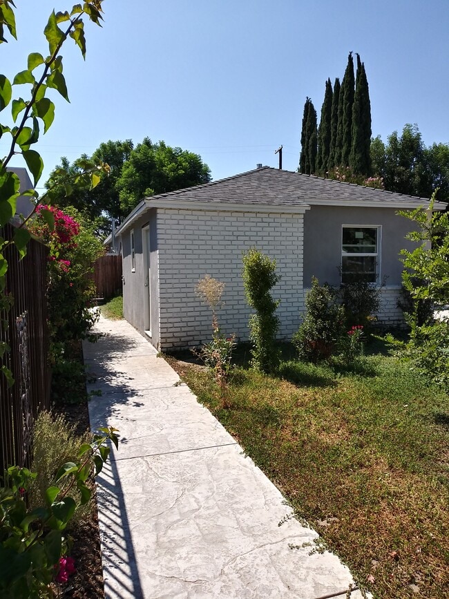 property at 6661 Enfield Ave