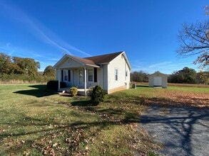 3251 Harper Rd in Clemmons, NC - Building Photo - Building Photo