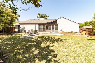 3000 Townbluff Dr in Plano, TX - Building Photo - Building Photo