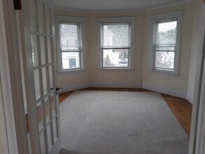 14 Morse St, Unit 14 in Watertown, MA - Building Photo - Building Photo