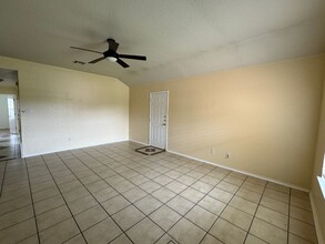 2801 Alma Dr in Killeen, TX - Building Photo - Building Photo