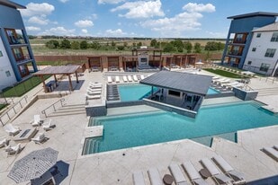 The Henley in Grand Prairie, TX - Building Photo