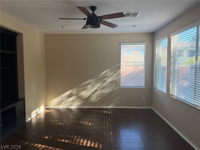 10526 Cliff Lake St in Las Vegas, NV - Building Photo - Building Photo