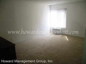 5022 Riverton Ave in Los Angeles, CA - Building Photo - Building Photo