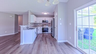 4928 Silverdene St in Raleigh, NC - Building Photo - Building Photo
