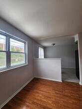 3502 Woodhaven Rd, Unit 1st floor in Philadelphia, PA - Foto de edificio - Building Photo
