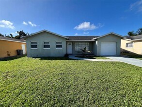 9302 SW 1st Pl in Boca Raton, FL - Building Photo - Building Photo