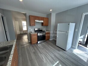 3 Leonard St in Rochester, NH - Building Photo - Building Photo