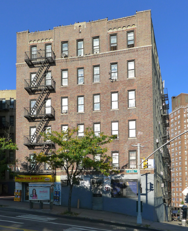 1649-1653 Saint Nicholas Ave in New York, NY - Building Photo - Building Photo