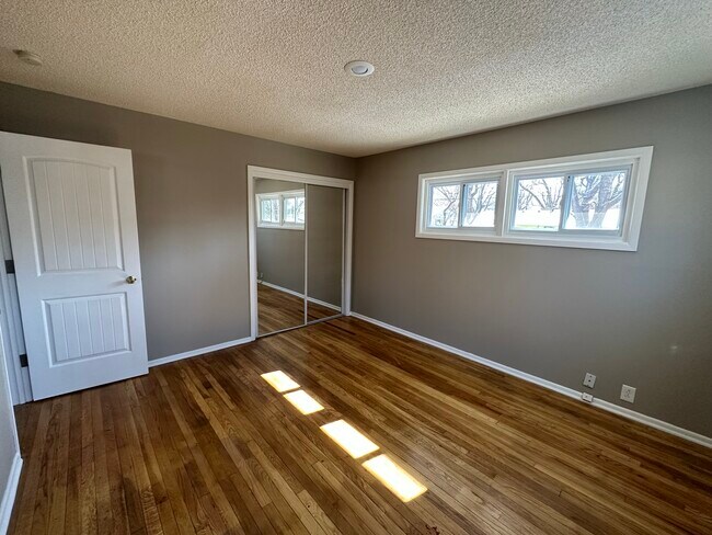 11425 Richmond Ave in Kansas City, MO - Building Photo - Building Photo