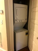 2213 Floyd Ave., Unit A (Upstairs) in Richmond, VA - Building Photo - Building Photo