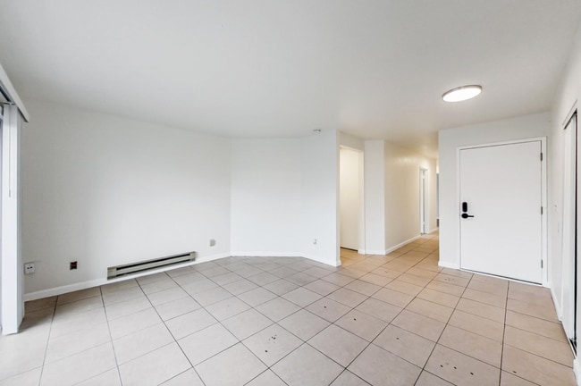 2701 High St in Oakland, CA - Building Photo - Building Photo