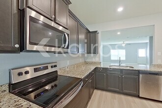 10722 Hillside Creek Dr in Humble, TX - Building Photo - Building Photo