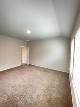 221 Pecos Dr in Huntsville, TX - Building Photo - Building Photo