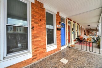 320 Ilchester Ave in Baltimore, MD - Building Photo - Building Photo
