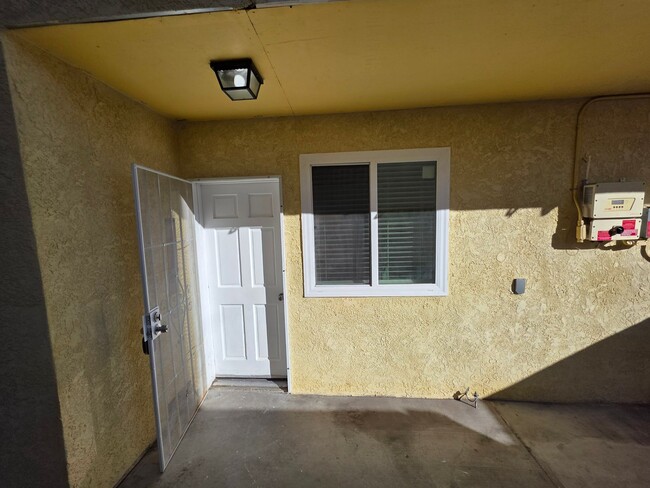 524 W Greenwood Ave in La Habra, CA - Building Photo - Building Photo