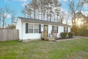 19676 Teddy Way in Lexington Park, MD - Building Photo