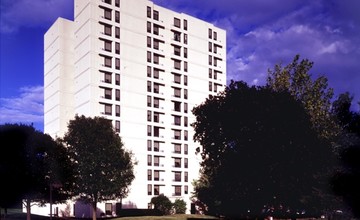 The Park Tower in Joliet, IL - Building Photo - Building Photo