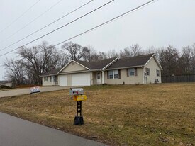 56 EMS T14 Ln, Unit 56 in North Webster, IN - Building Photo