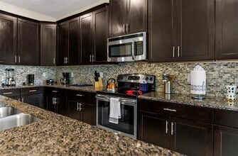 4700 Sleepy Hollow Dr in Kissimmee, FL - Building Photo - Building Photo