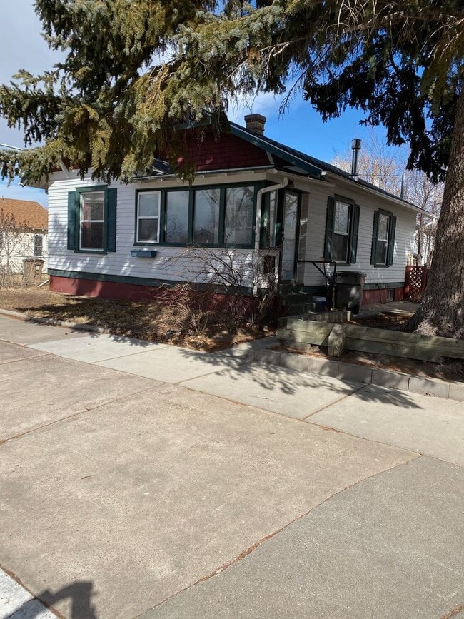 property at 759 N 7th St