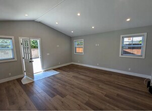 23730 Hartland St in Los Angeles, CA - Building Photo - Building Photo