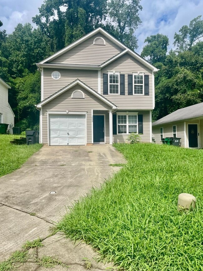 property at 1455 Hidden Stream Ct