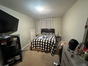 1834 Atkinson St in Regina, SK - Building Photo - Building Photo