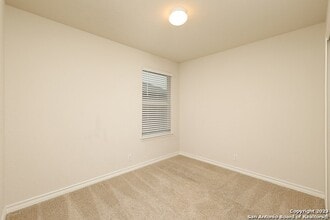 325 Colbert Ferry in Cibolo, TX - Foto de edificio - Building Photo