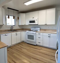 126 E Susitna Ave in Wasilla, AK - Building Photo - Building Photo